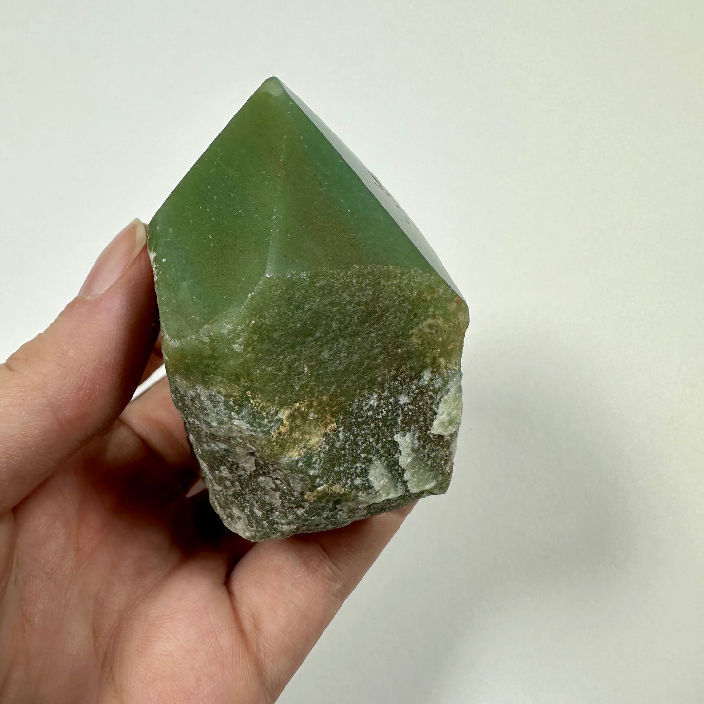 Green Aventurine Top Polished Point (A)
