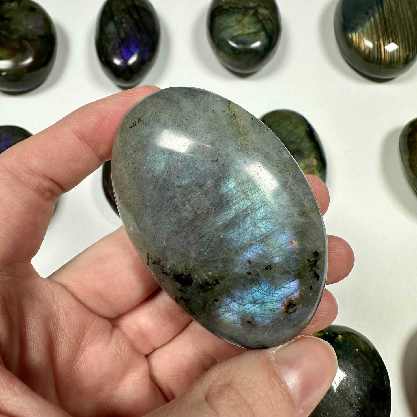 Purple flash Labradorite Palm Stone (G)
