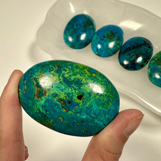 Peruvian Chrysocolla Palm Stone (D)