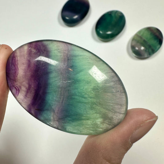 Rainbow fluorite palm stone (G)