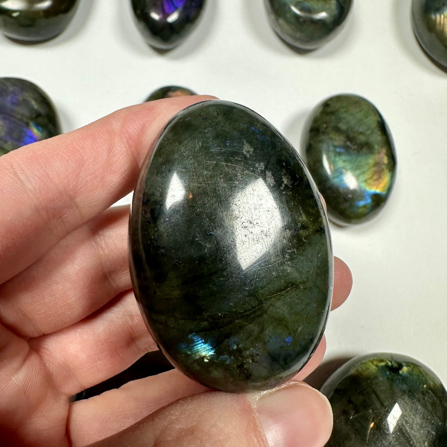 Purple flash Labradorite Palm Stone (F)