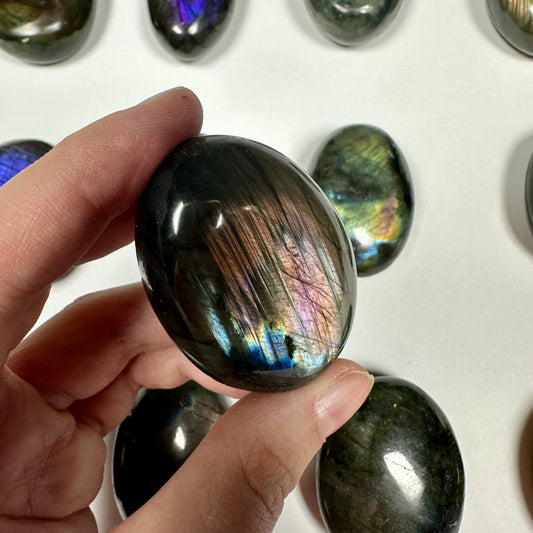 Purple flash Labradorite Palm Stone (A)