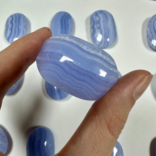 Blue Lace Agate Palm Stone (G)