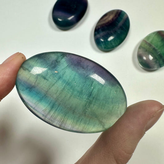 Rainbow fluorite palm stone (H)